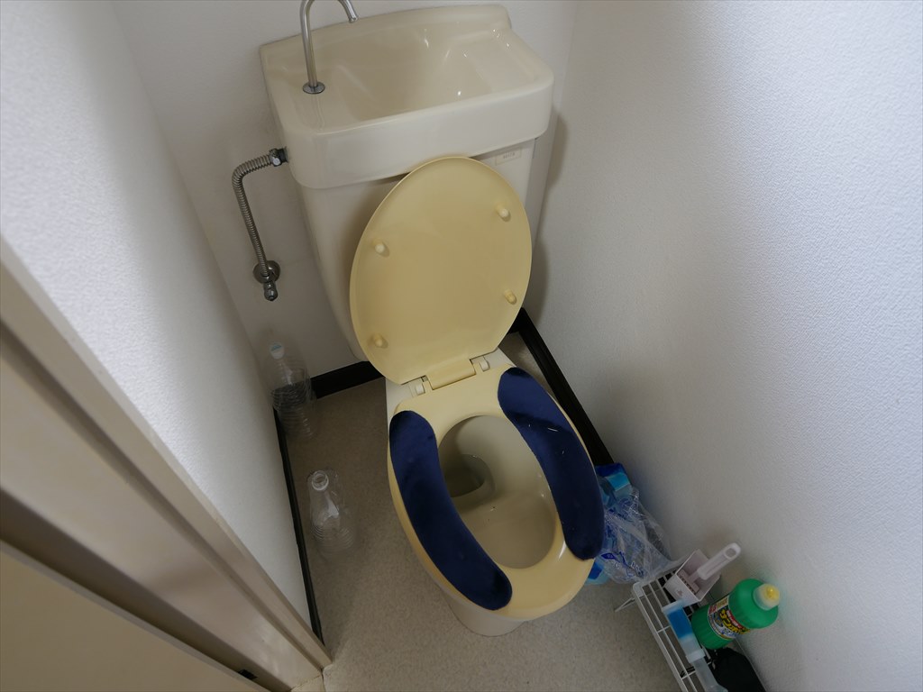 市貝町でトイレのトラブルを解決しました。