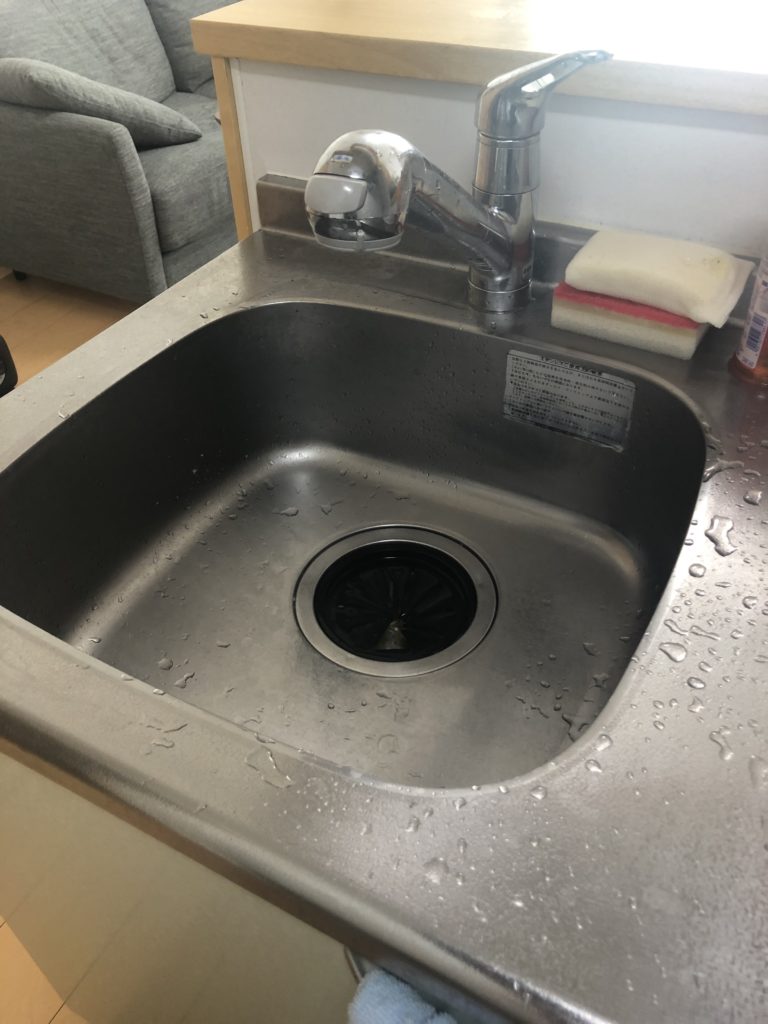 さくら市で台所排水水漏れ修理を行いました。
